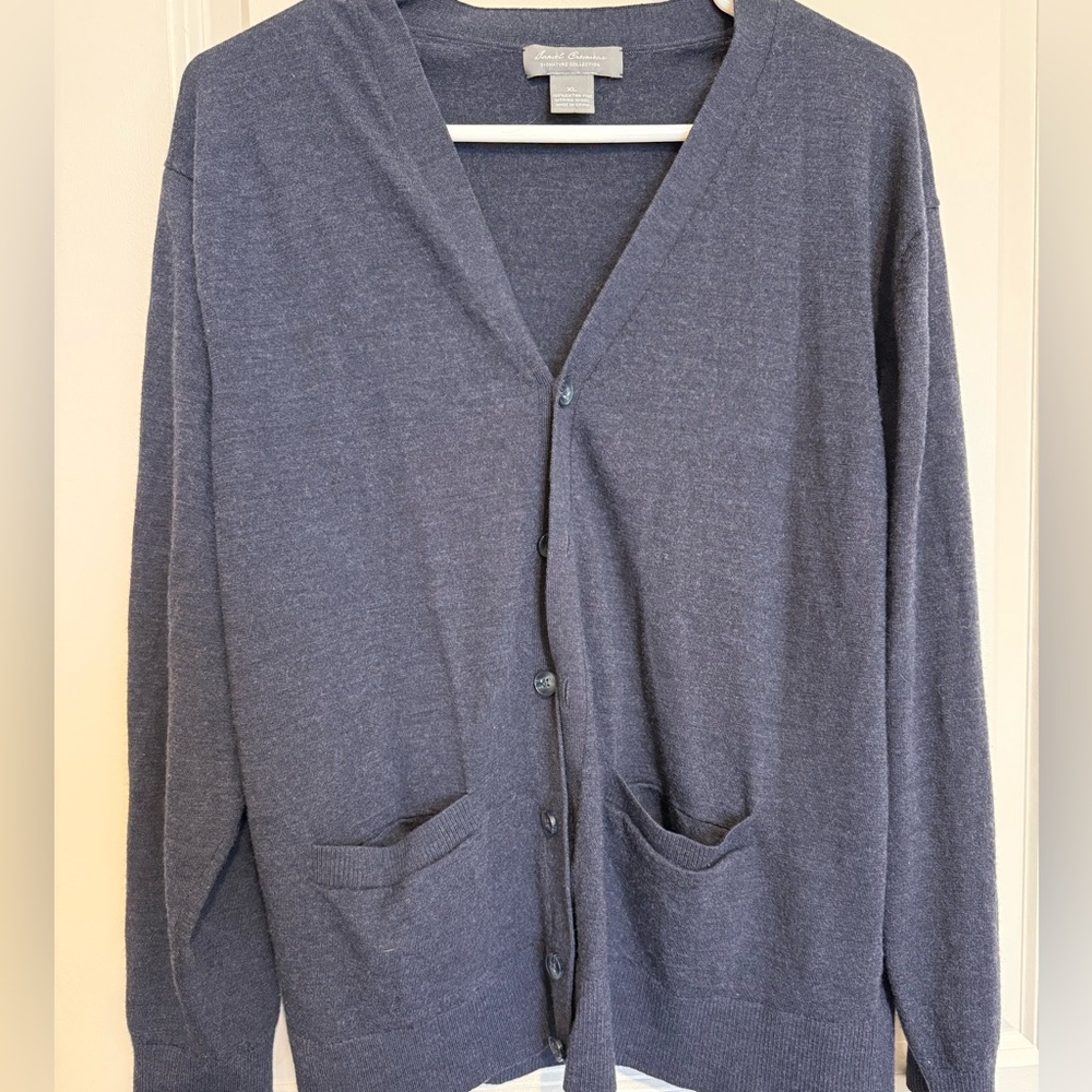 Daniel Cremieux 100% extra fine wool cardigan sweater